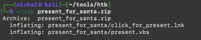 Rys. 5. Zawartość archiwum <code>present_for_santa.zip</code>.